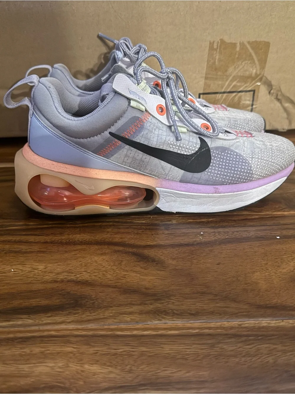 Nike Women’s Air Max React Cushion Sneaker - Light Grey/Purple